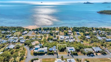 Property 5 Blackcurrant Drive, Hideaway Bay QLD 4800 IMAGE 0