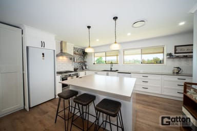 Property 32 Huntingdale Crescent, Placid Hills QLD 4343 IMAGE 0
