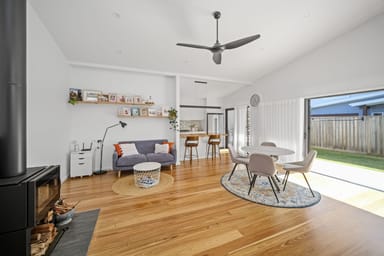 Property 8A Karnang Drive, BOOMERANG BEACH NSW 2428 IMAGE 0