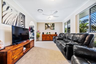 Property 7 Colombard Place, HERITAGE PARK QLD 4118 IMAGE 0