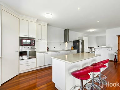 Property 13 Scrimshaw Place, Boonooroo QLD 4650 IMAGE 0