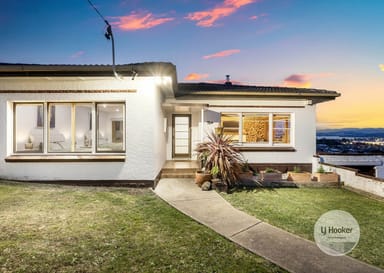 Property 10 Wylie Crescent, WEST MOONAH TAS 7009 IMAGE 0