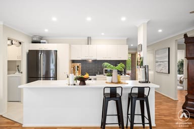 Property 20 Thistle Street, Regents Park QLD 4118 IMAGE 0