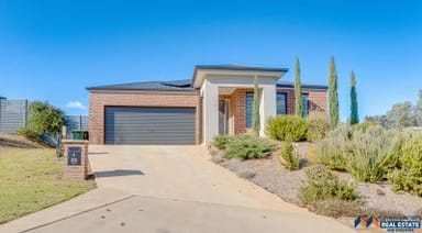 Property 4 Sanderson Rise, Myrtleford VIC 3737 IMAGE 0