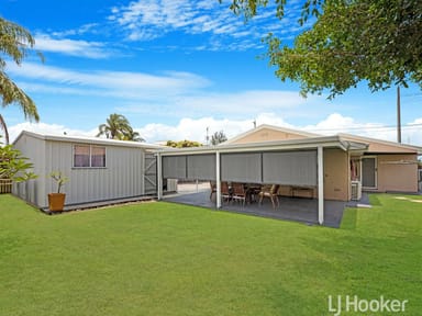 Property 121 Robert Street, TORQUAY QLD 4655 IMAGE 0