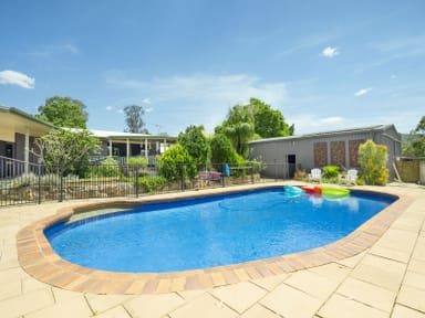 Property 8 Debra Street, WITHCOTT QLD 4352 IMAGE 0