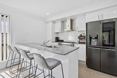 Property 9 Haven Drive, Holmview QLD 4207 IMAGE 0