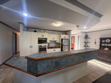 Property 21 Dawn Close, Rockyview QLD 4701 IMAGE 0