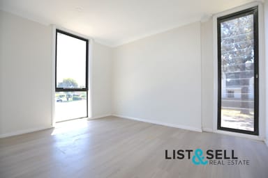 Property 19 Kent Street, Minto NSW 2566 IMAGE 0