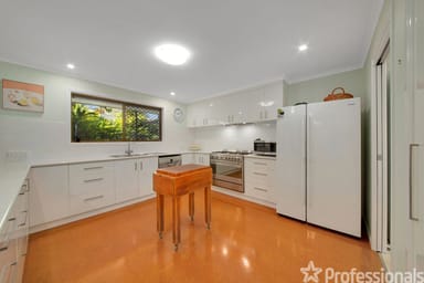 Property 7 Tenby Close, Telina QLD 4680 IMAGE 0