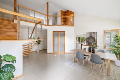 Property 8 Perch Close, Werribee South VIC 3030 IMAGE 0