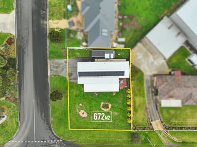 Property 11 Bond Street, COBDEN VIC 3266 IMAGE 0