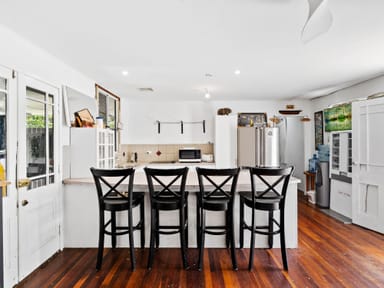 Property 15 Barrinia Street, Manly QLD 4179 IMAGE 0