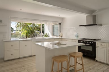 Property 68 Henderson Street, Camp Hill QLD 4152 IMAGE 0