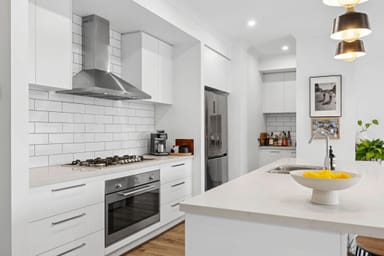Property 16 Beaumont Place, Woodend VIC 3442 IMAGE 0