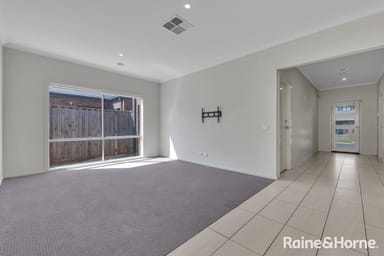 Property 19 Pembridge Avenue, WILLIAMS LANDING VIC 3027 IMAGE 0