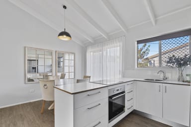 Property 31 Phyllis Street, EASTERN HEIGHTS QLD 4305 IMAGE 0