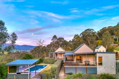 Property 215 Mount Buffalo Road, Porepunkah VIC 3740 IMAGE 0