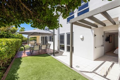 Property 2/4 Bennett Street, Moffat Beach QLD 4551 IMAGE 0