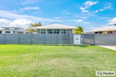 Property 62 Gibsons Road, BURNETT HEADS QLD 4670 IMAGE 0