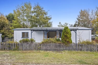 Property 6 Kurrajong Street, Captains Flat NSW 2623 IMAGE 0