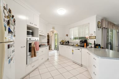 Property 6 Kirton Road, POINT VERNON QLD 4655 IMAGE 0