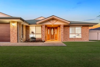 Property 4 Alexandra Close, FLINDERS VIEW QLD 4305 IMAGE 0