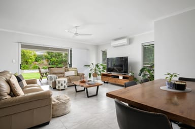 Property 3 Farmer Court, Southside QLD 4570 IMAGE 0