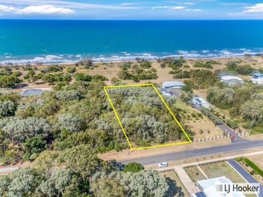 Property 30 Sylvan Drive, MOORE PARK BEACH QLD 4670 IMAGE 0