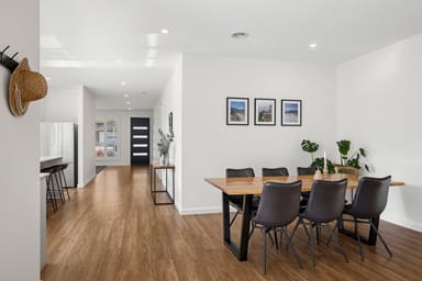 Property 8 Sproule Place, Woodend VIC 3442 IMAGE 0