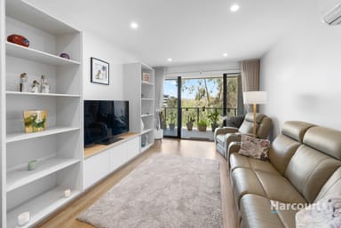 Property 17, 2 Monckton Place, Caroline Springs VIC 3023 IMAGE 0