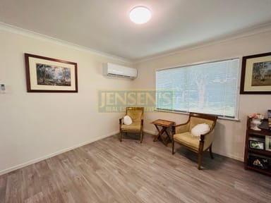 Property 24 Baker Street, RICHMOND HILL QLD 4820 IMAGE 0