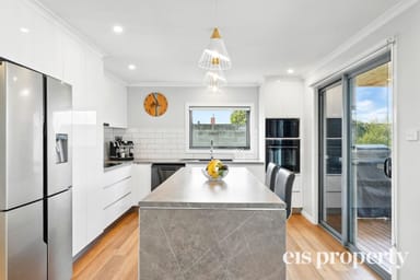 Property 27 Huntley Street, MONTROSE TAS 7010 IMAGE 0
