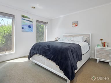 Property 82 Cook Street, Drouin VIC 3818 IMAGE 0