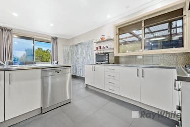 Property 1 Torana Court, DOVETON VIC 3177 IMAGE 0