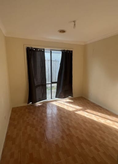 Property 8 Regent Close, Burnside Heights VIC 3023 IMAGE 0