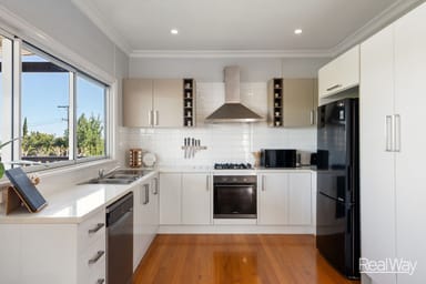 Property 58 North Street, Mount Lofty QLD 4350 IMAGE 0