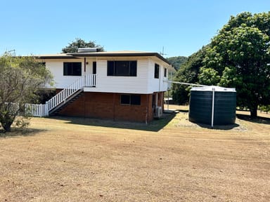 Property 7 Heathwood Court, HAMPDEN QLD 4741 IMAGE 0