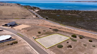 Property 9 Oscar Williams Drive, STREAKY BAY SA 5680 IMAGE 0