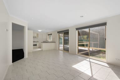 Property 6 Brooke Court, Strathdale VIC 3550 IMAGE 0