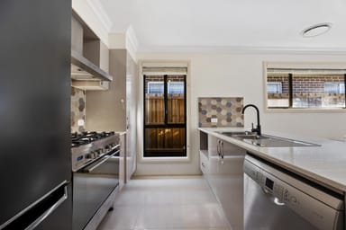 Property 19 Edgewater Drive, GLENMORE PARK NSW 2745 IMAGE 0