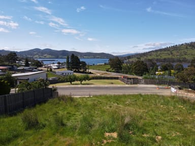 Property 8 Bonnies Way, PORT HUON TAS 7116 IMAGE 0