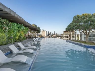 Property 611/62 Logan Road, WOOLLOONGABBA QLD 4102 IMAGE 0