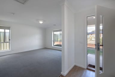 Property 12 Shilney Court, Campbells Creek VIC 3451 IMAGE 0