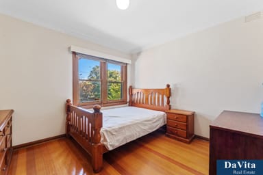 Property 4 Magnolia Road, GARDENVALE VIC 3185 IMAGE 0