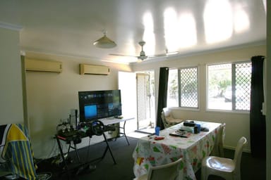 Property 7 Beach Rd, SARINA QLD 4737 IMAGE 0