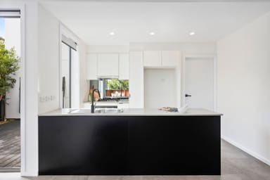 Property 8B Ocean Beach Drive, Shellharbour NSW 2529 IMAGE 0