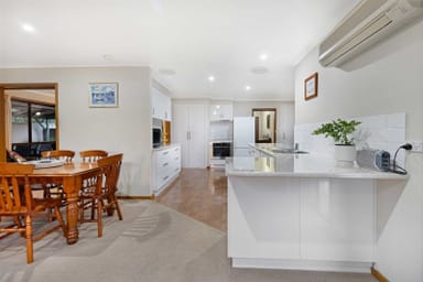 Property 8 Benson Close, Delacombe VIC 3356 IMAGE 0