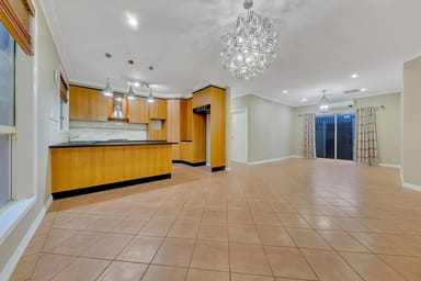 Property 5 Hinchinbrook Close, Caroline Springs VIC 3023 IMAGE 0
