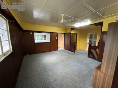 Property 27 Dundas St, Emerald QLD 4720 IMAGE 0